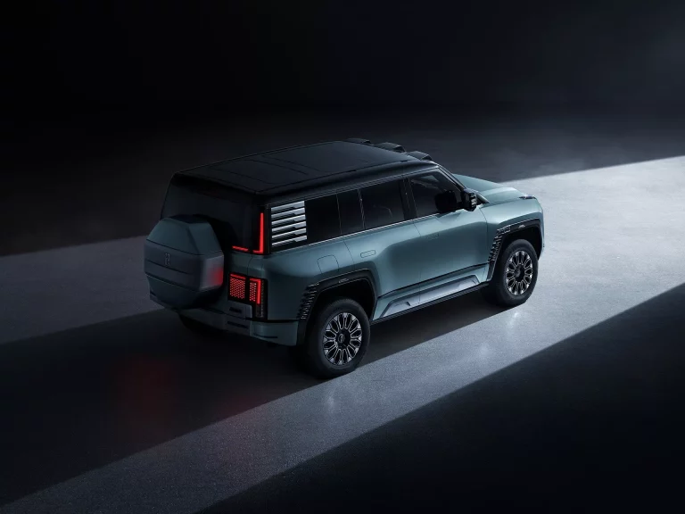 Si el impresionante todoterreno eléctrico de BYD llega a España, olvídalo: No vas a poder conducirlo