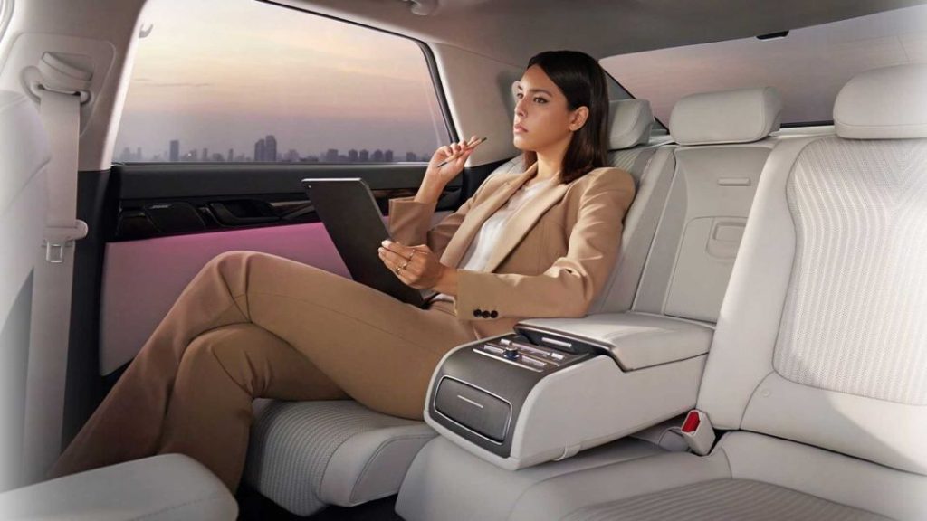 2023 hyundai grandeur 37 Motor16