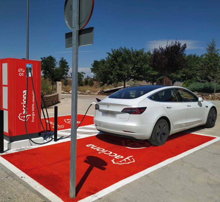 Mantenimiento y averías en los coches eléctricos: 10 verdades y otras 10 mentiras