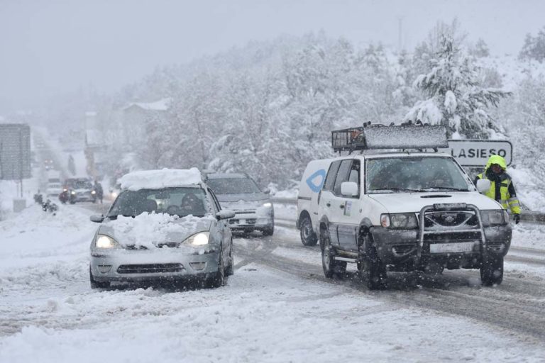 Si la temperatura cambia de forma brusca, estos tres componentes de tu coche más te valdría revisar