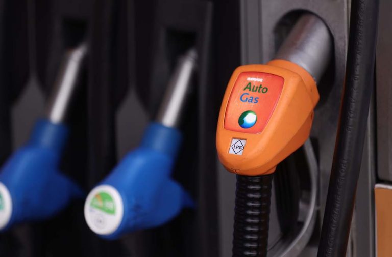 Repsol ofrece estas ayudas para hacer tu coche más ahorrador