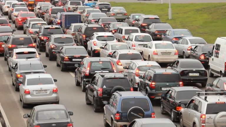 Operación salida: los conductores que confían a la tecnología su viaje de vacaciones