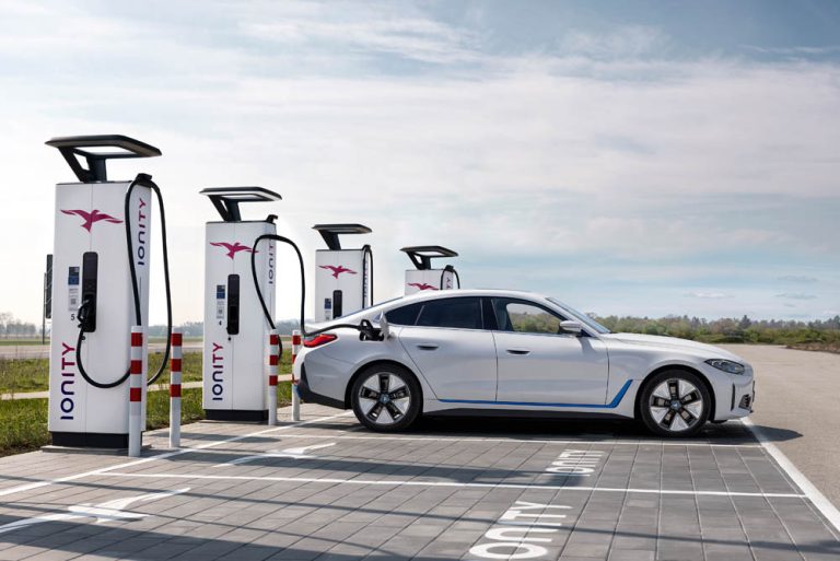Ahora es más fácil acceder a la gama BMW i4