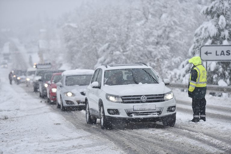 Los neumáticos perfectos para el hielo y la nieve, poco recomendados en España