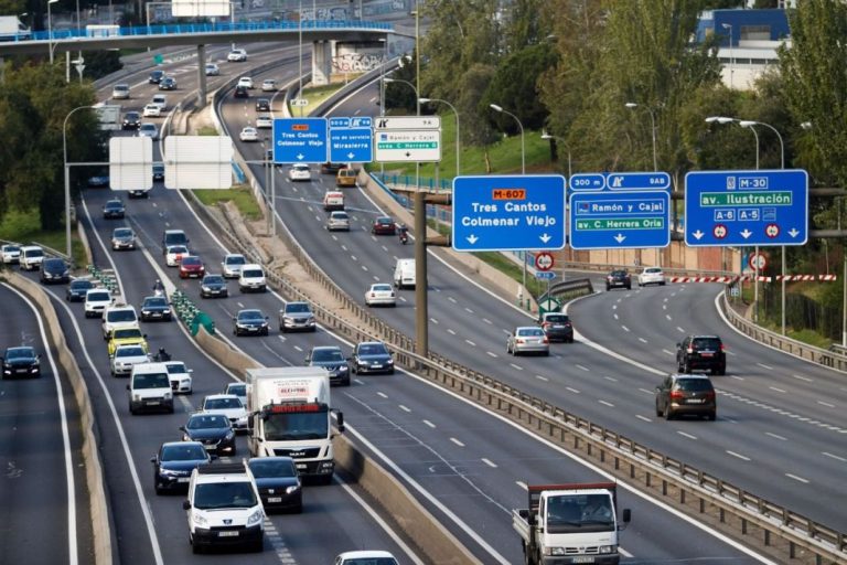 Este es el día en el que ya no podrás circular por la M-30 con tu coche sin etiqueta