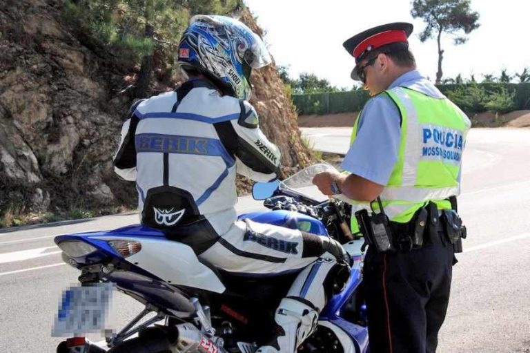 2023: el año en el que la DGT estrena estas multas de tráfico