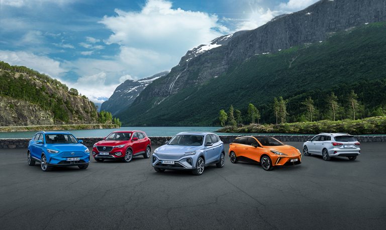 Descuentazos MG: un coche eléctrico por 16.480 € y un gasolina por 22.440 €