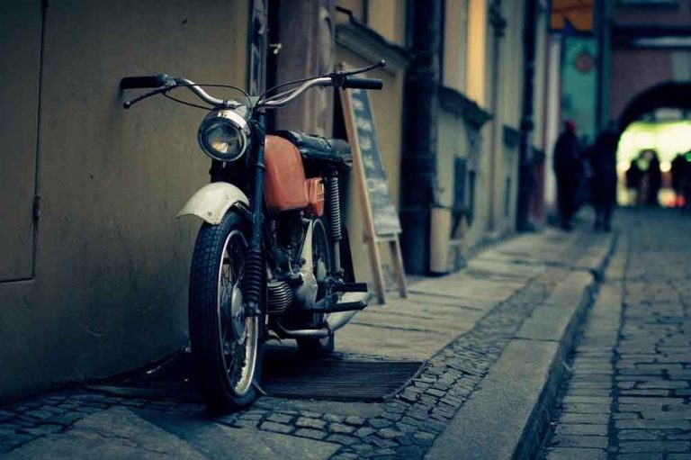 ¿Puedo matricular mi moto como vehículo histórico?