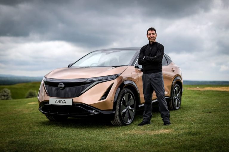 ¿Es posible viajar del Polo Norte al Polo Sur en un coche eléctrico?