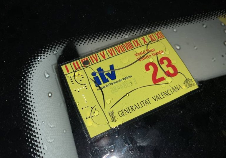Esta es la multa que la DGT te puede poner nada más salir de la ITV