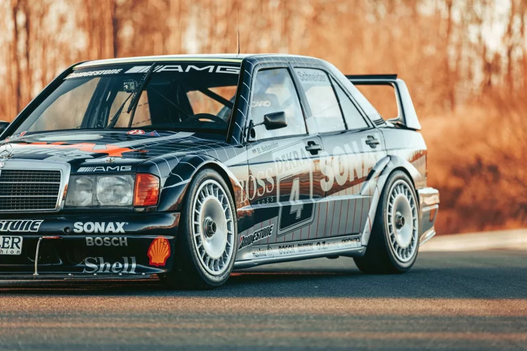 Mercedes 190 E 2.5-16 Evolution II. Esta joya del DTM busca hogar