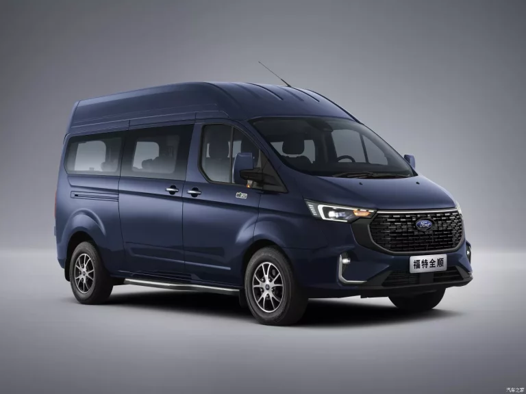 El viejo Ford Transit se pone en forma en China