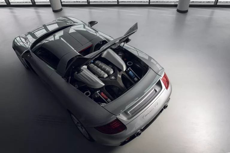 Cuando la llamada a revisión de un Porsche Carrera GT no es como la del resto de vehículos