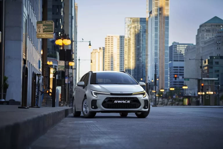 Suzuki Swace: el clon del Toyota Corolla Touring Sports gana puntos