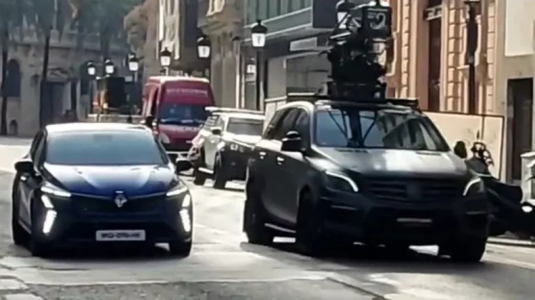 El renovado Renault Clio sale a pasear por Valencia