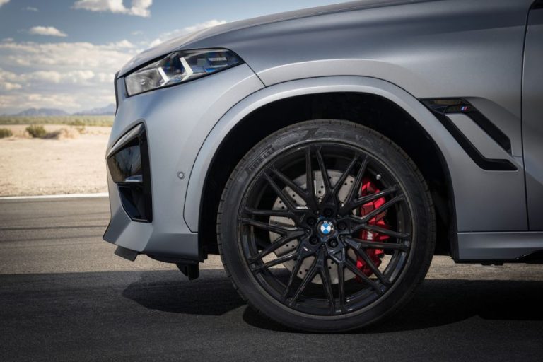 Rusia ensambla BMW X5, X6 y X7 piratas con piezas abandonadas por la marca y los vende por hasta 150.000 euros