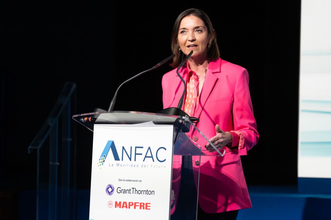 Foro-ANFAC_ministra-Maroto