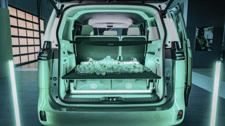 Volkswagen ID: desechos marinos y botellas de plástico para su interior