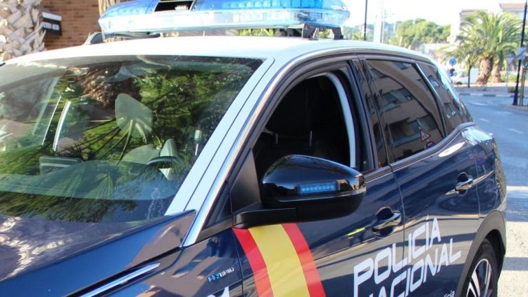 Innovación en marcha: la Policía Nacional deslumbra con 65 unidades del último PHEV fabricado en España