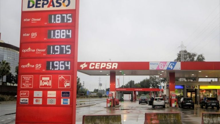 Esto es lo que pasa si echas diésel a un coche de gasolina