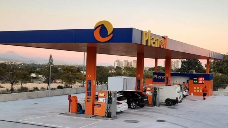 La gasolina low-cost pone de los nervios a la Confederación Española de Talleres