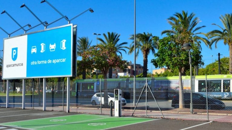 Aparcamientos disuasorios: ¿qué son y dónde están estos parking gratuitos?