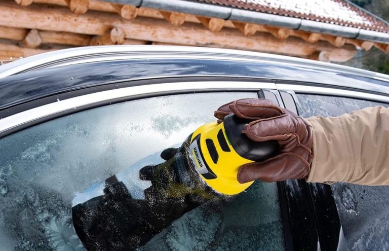 Consejos de la DGT para evitar un accidente con nieve o hielo