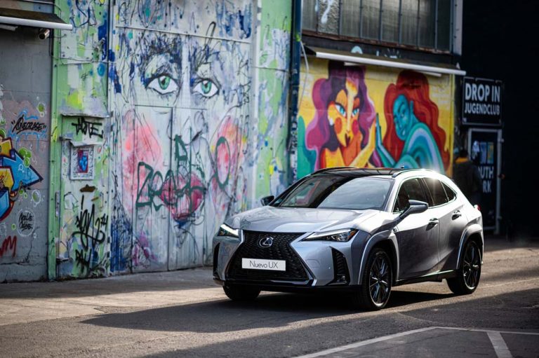 El Lexus UX se pone al día con ligeras mejoras