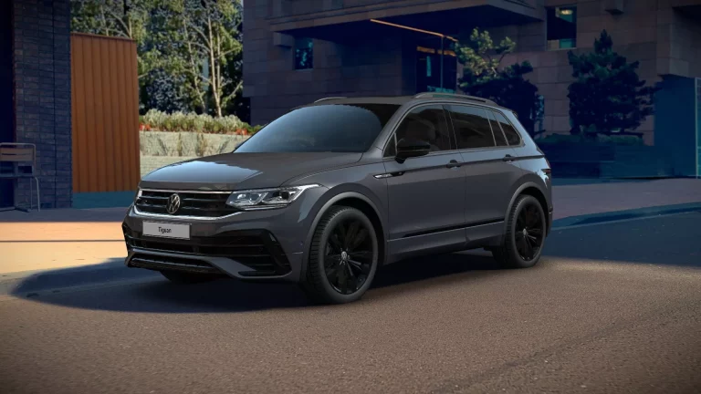 Volkswagen Tiguan Black Edition. Aire siniestro para este SUV compacto