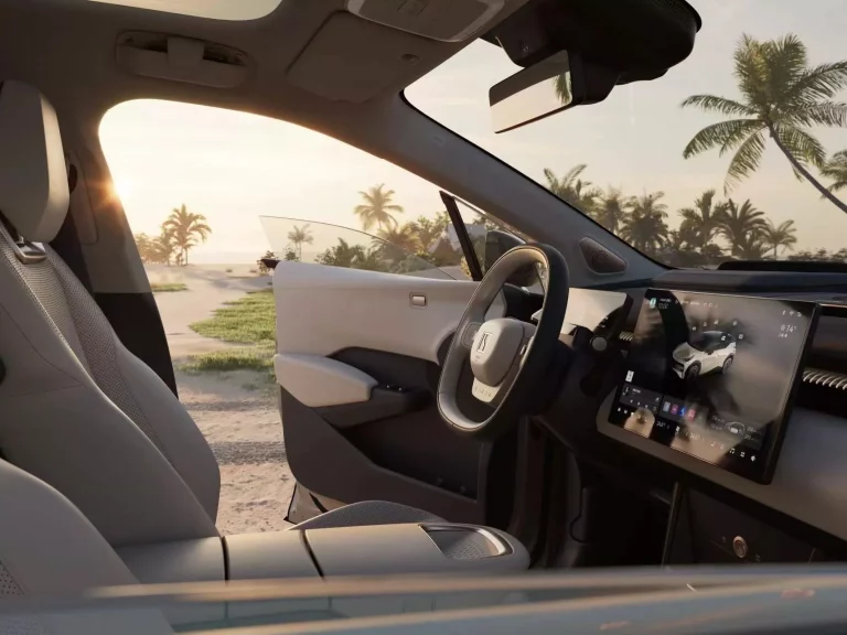 Así es el interior del Zeekr X, un SUV eléctrico que llegará a Europa con pantalla de Tesla