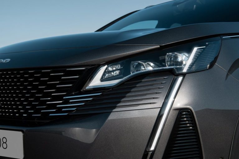 El SUV que ya no está de moda tiene 9.000 euros de descuento. Y es el momento de comprar uno