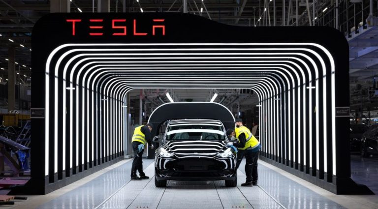 Tesla se supera y fabrica un millón de coches en siete meses