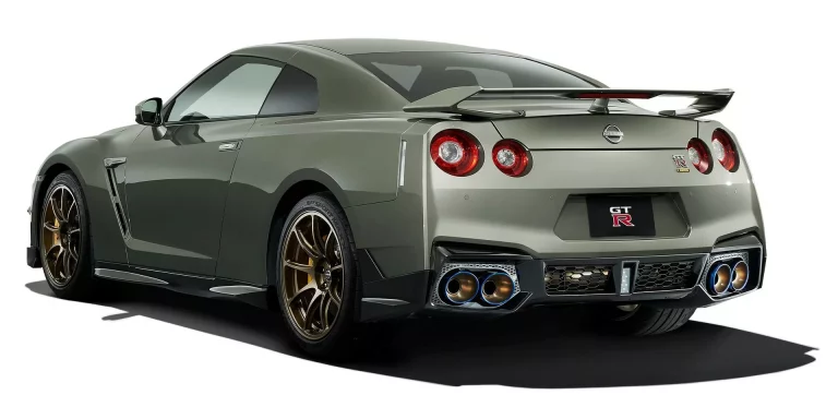 Nissan GT-R: la última mejora ya se vende en Japón
