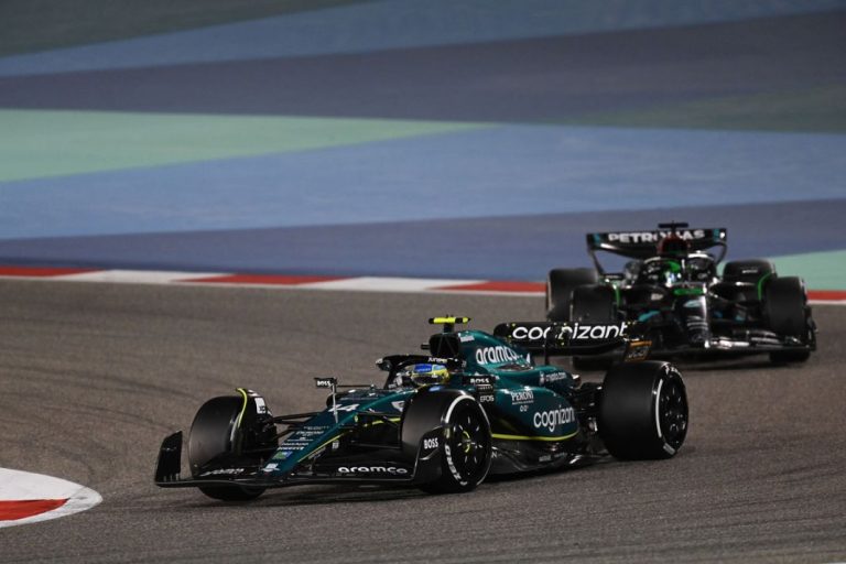 El DRS del Aston Martin de Fernando Alonso: Pedro de la Rosa dice qué le pasa