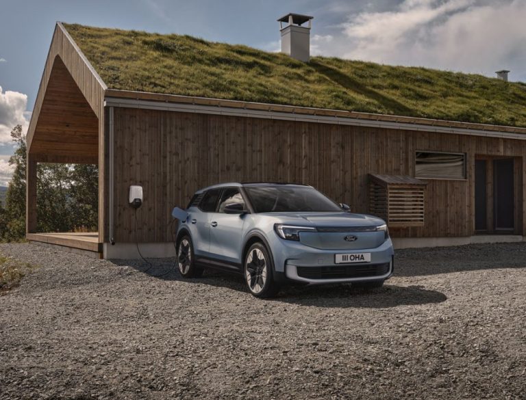 El nuevo Ford Explorer llega a España: Estos son sus precios ‘anti Tesla’