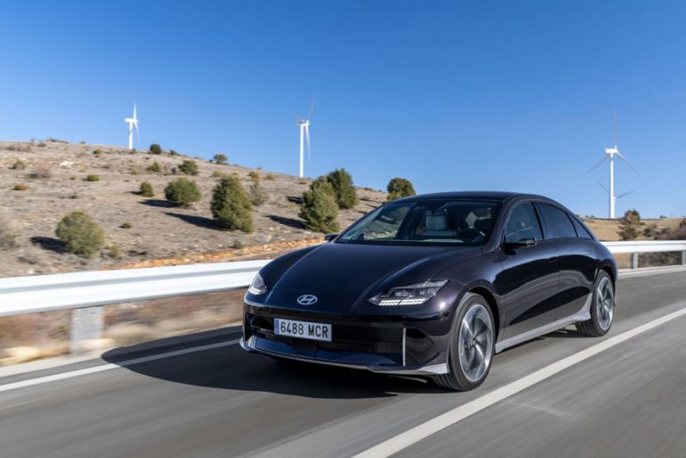 El Hyundai Ioniq 6 arrasa como Coche del Año en el Mundo 2023
