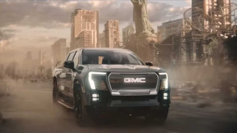 Netflix va a “colarnos” los coches eléctricos de General Motors hasta en la sopa