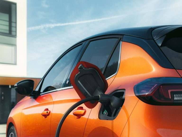 Así son los Opel electrificados