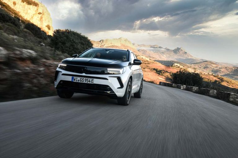 Opel debuta en el Campeonato de España de carreras más ‘limpias’