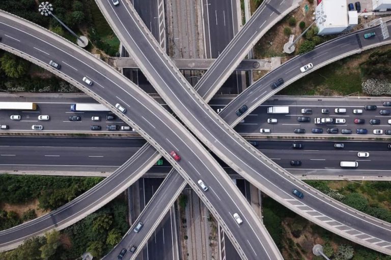 Greenpeace y el pastizal que España ha gastado en carreteras en los últimos 30 años