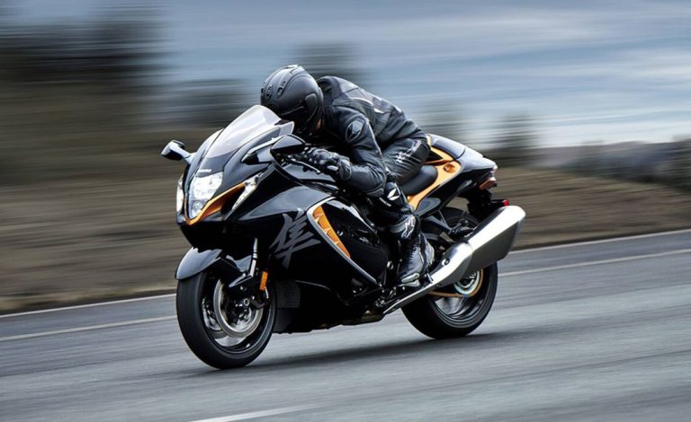 Si no has pasado la ITV y tienes un accidente con tu moto, esto es lo que te dirá el seguro