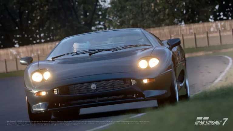 Del Jaguar XJ220 al Mercedes-AMG GT3: las novedades de Gran Turismo