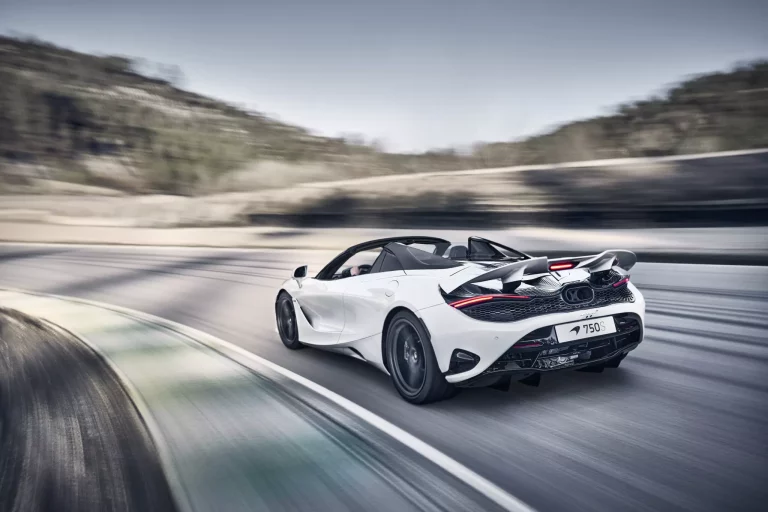 McLaren 750S: más potencia y ligereza para el nuevo deportivo de Woking
