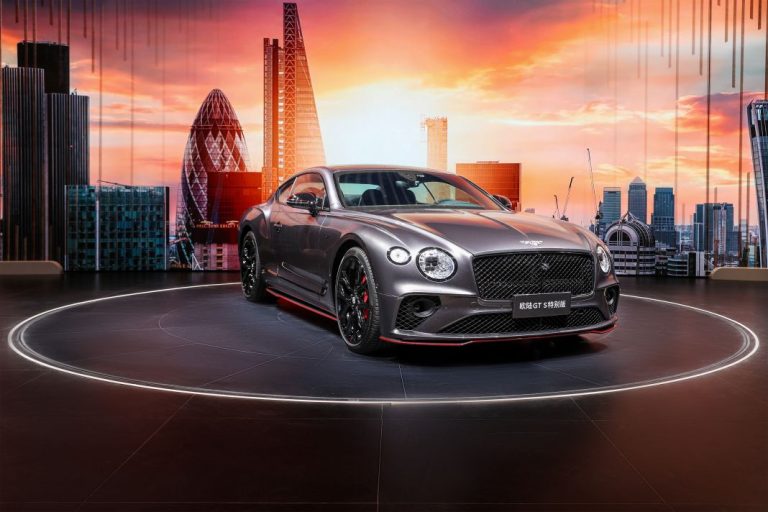 El coche favorito de los futbolistas cumple 20 años