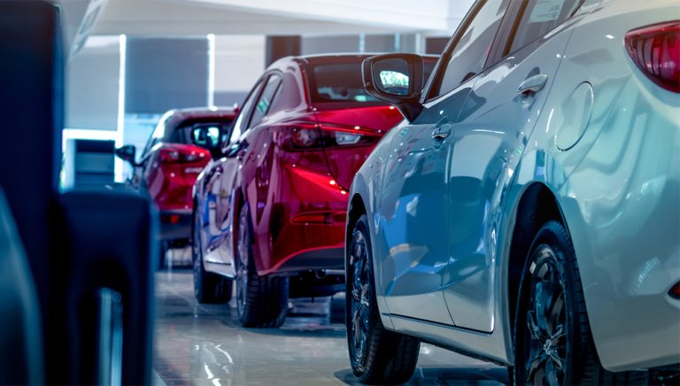 La compra de coches usados duplica a la de los nuevos