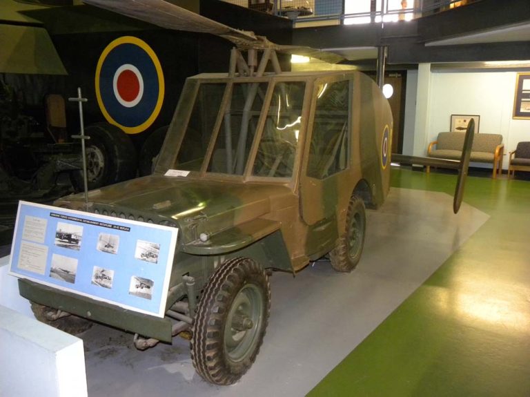 El primer Jeep ‘volador’ surgió en la Segunda Guerra Mundial