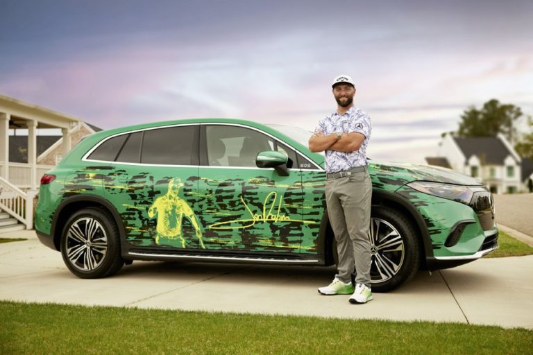 Jon Rahm gana el Masters de Augusta y estrena un Mercedes EQS muy personal