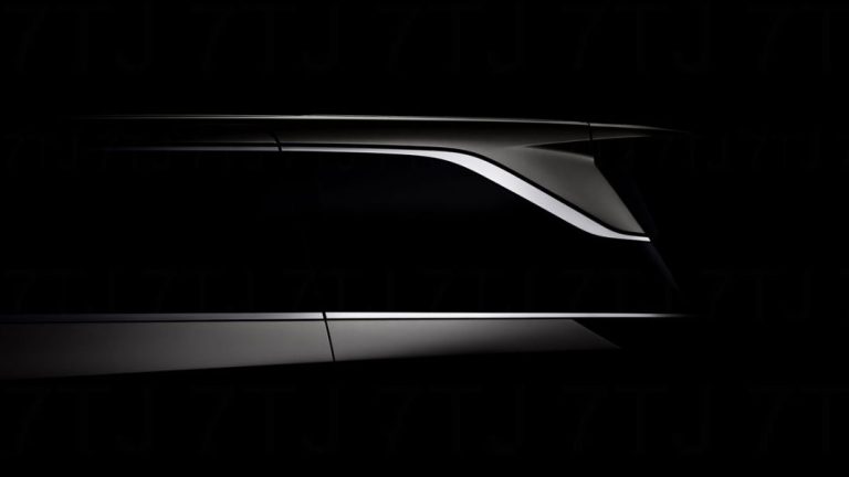 Lexus se lanza al mundo monovolumen con el LM