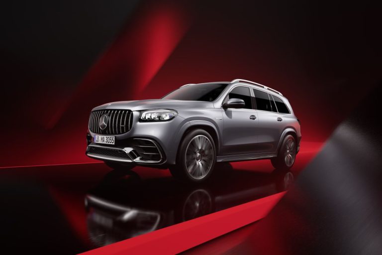 El nuevo Mercedes GLS 2023 llegará en octubre y mantendrá los motores V8