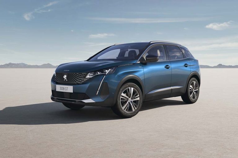 Los Peugeot 3008 y 5008 con tecnología MHEV ya tienen precio